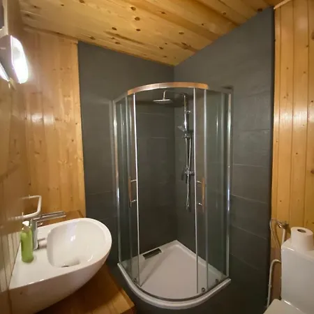 Alojamento de Acomodação e Pequeno-almoço Ambiente 3*